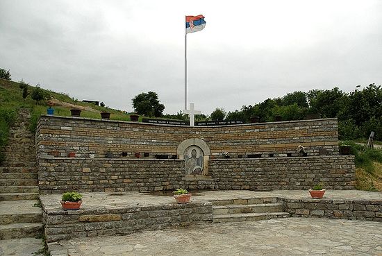 Мемориал с именами погибших сербов в Великой Хоче, 2012 г. Фото: иером.Игнатий (Шестаков)
