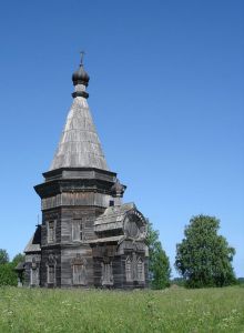 Сретенско-Михайловская церковь в Красной Ляге (1655) 