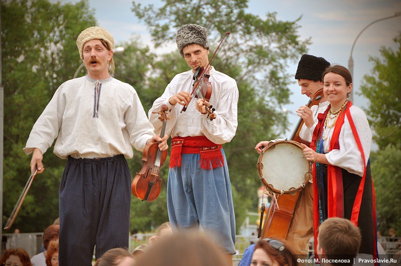 Украинский казачий коллектив «Гуляйгород». Фото: М. Поспелова / Православие.Ru