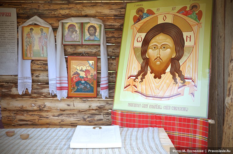 Уголок иконописца. Фото: М. Поспелова / Православие.Ru
