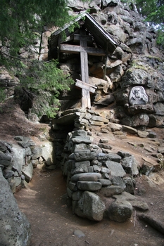 Пещера преподобного Александра Свирского