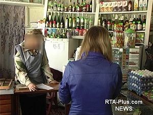 В России половина детей в возрасте от 11 до 17 лет регулярно употребляет алкоголь, подчеркнул Дмитрий Медведев.