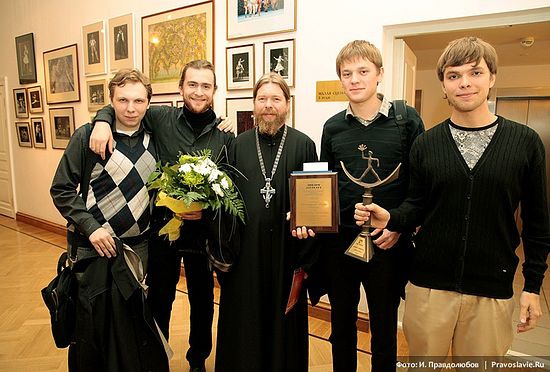 Archimandrite Tikhon with students of the Sretensky Theological Seminary, at the "Bood of the Year" award ceremony.