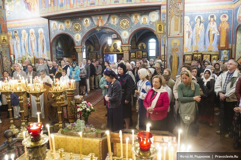 Два православных богослужения в Вашингтоне.  Фото: М. Родионов / Православие.Ru