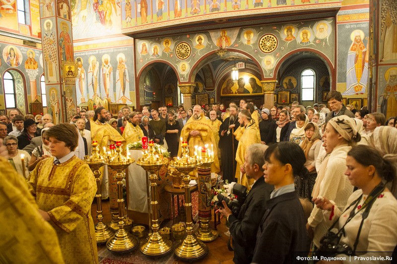 Два православных богослужения в Вашингтоне.  Фото: М. Родионов / Православие.Ru