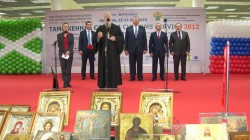 "Эти иконы находились в плену, в плену тех людей, которые их похитили и пытались незаконно вывезти через границу. Теперь они освобождены и вернутся в храмы, где и должны находиться. "