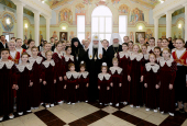 Предстоятель Русской Церкви посетил православную гимназию и детский приют «Отрада» при Свято-Никольском Черноостровском монастыре г. Малоярославца
