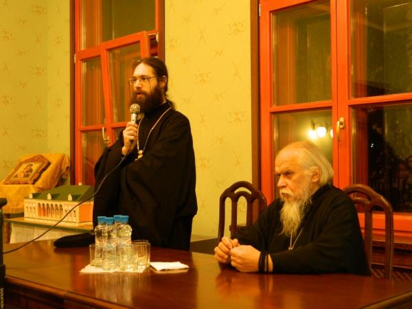Архимандрит Савва (Тутунов) и епископ Пантелеимон (Шатов)