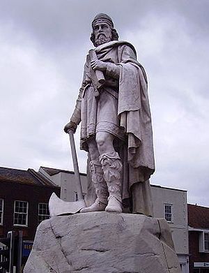 Statue of St. Alfred the Great in Wantage.