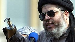 Абу Хамзы Аль-Масри - радикальный исламист/ фото: nndb.com