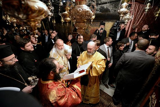 Предстоятель Русской Православной Церкви посетил базилику Рождества Христова в Вифлееме 