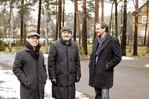 Seminary faculty Dr. Nicholas Reeves (left) and Dr. Peter Bouteneff (right), with Arvo Pärt abroad, discussing the "Arvo Pärt Project," a collaborative effort with SVOTS.
