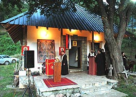 Монастырь Подврх. Новый корпус. Фото Православие.Ru