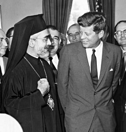 Архиепископ Иаков на встрече с президентом США Дж. Кеннеди