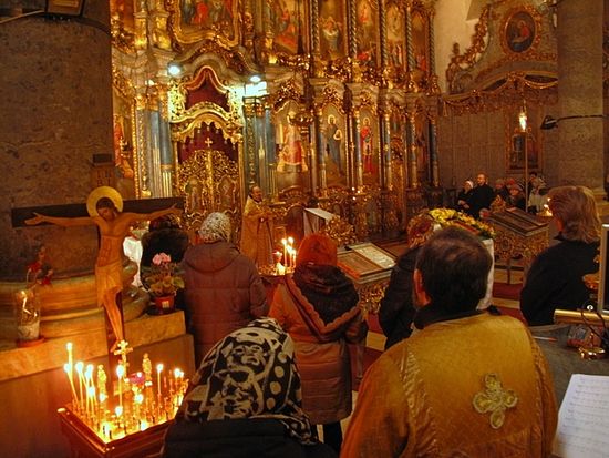 Liturgy on the feast of St. Nicholas in Hévíz. Space for Orthodox services has been provided by various Catholic churches in that city.