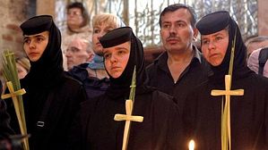 Romanian nuns on Palm Sunday, Jerusalem. Photo: The Times of Malta.