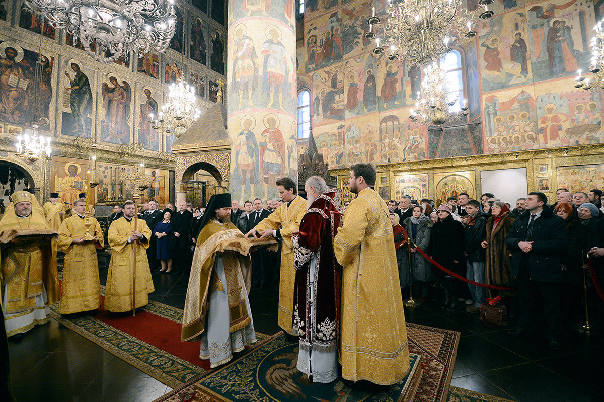 His Holiness Patriarch Kirill celebrates the Liturgy for the 400th anniversary of the House of Romanov