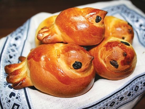 “Lark buns” baked on the feast of the Forty Martyrs of Sebaste in Russia.