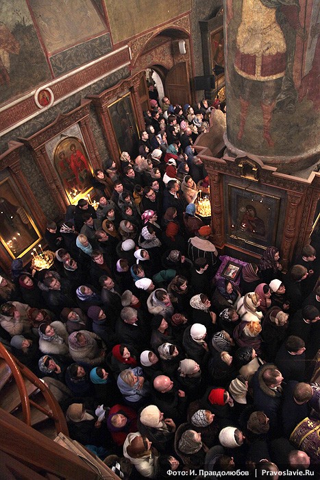 Патриаршая служба в Сретенском монастыре накануне недели Торжества Православия.  Фото: И. Правдолюбов / Православие.Ru