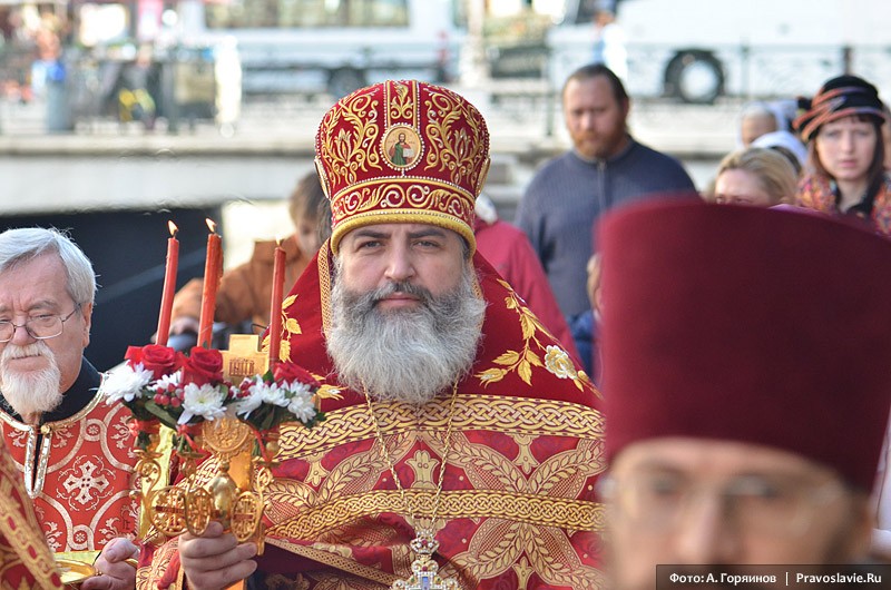 Пасхальное богослужение в Спасе на Крови.  Фото: А.Горяинов / Православие.Ru