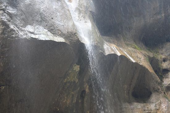 Чегемские водопады. Дальше туристы обычно не заезжают
