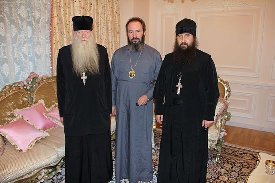 Архиепископ Наро-Фоминский Юстиниан с архимандритом Иоакимом (Парром)