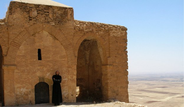 Father Joaqim at Mor Augen