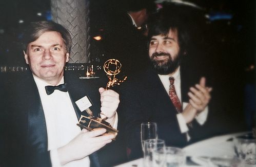 Джек Ханик на церемонии вручения премии «Эмми», где он получил награду как лучший режиссер.