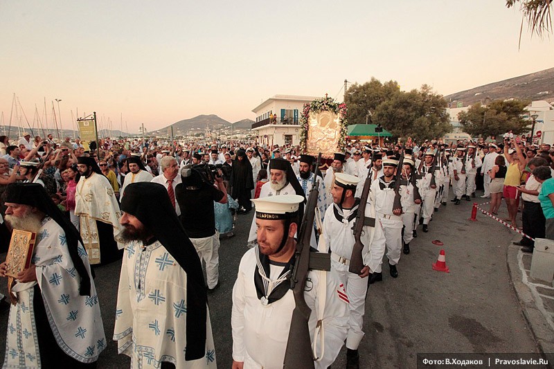 Как на острове Парос отмечают Успение. Фото: В. Ходаков / Православие.Ru