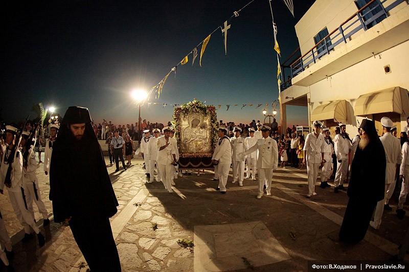 Как на острове Парос отмечают Успение.  Фото: В. Ходаков / Православие.Ru