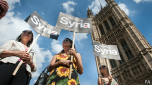 Лондонцы вступают против участия Великобритании в военной операции в Сирии.