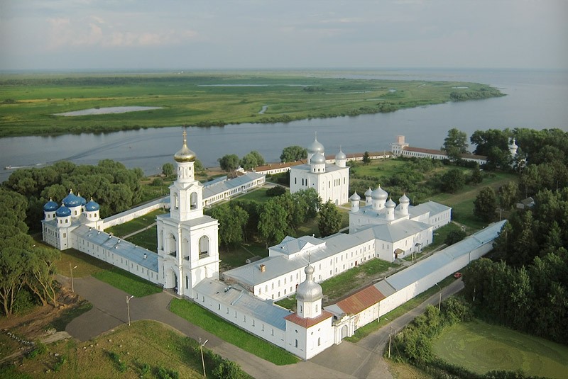 Свято-Юрьев мужской монастырь. 28 июля 2011 года  Фото: Михаил и Екатерина