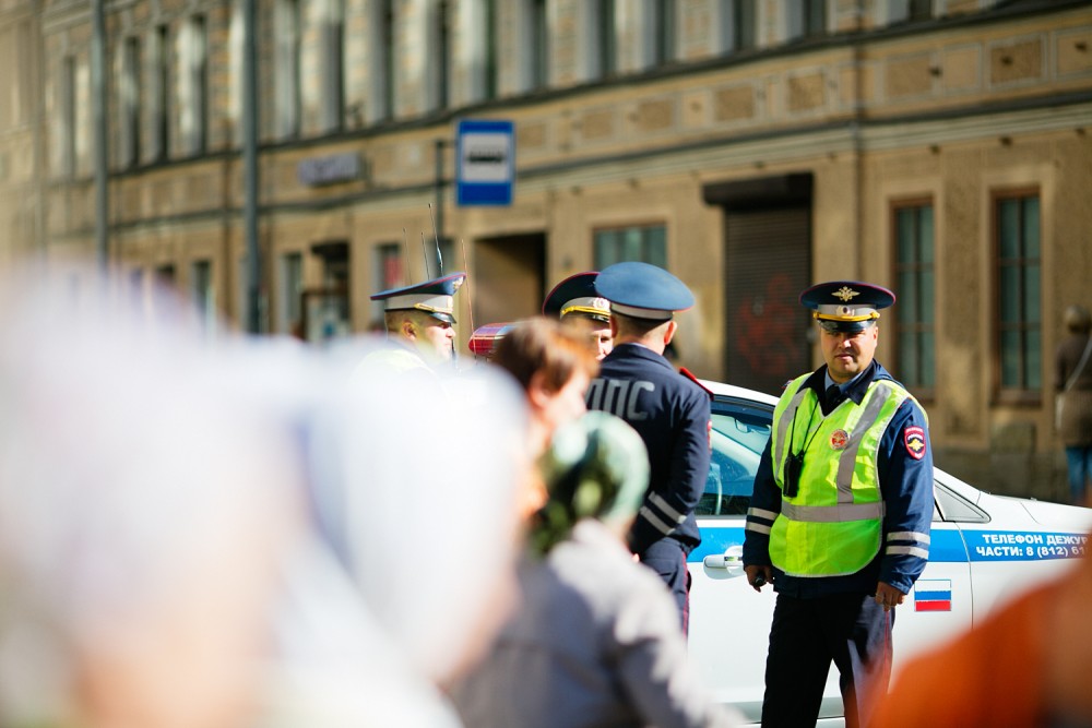 Крестный ход в Санкт-Петербурге в год 300-летия Александро-Невской лавры.  Фото: Егор Столпов