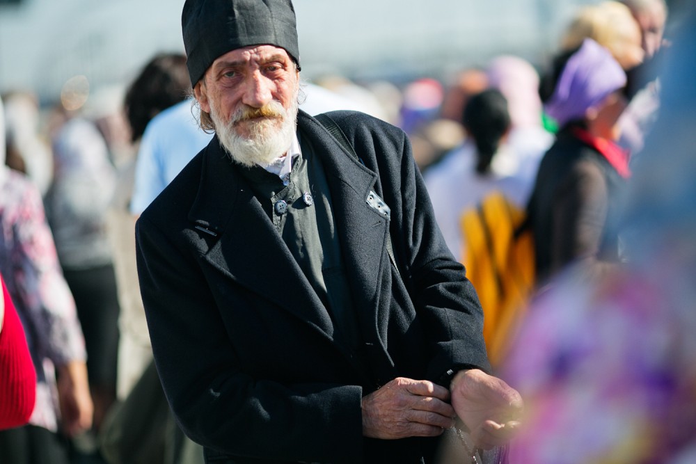 Крестный ход в Санкт-Петербурге в год 300-летия Александро-Невской лавры.  Фото: Егор Столпов