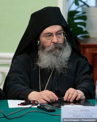 Abbot Antipa of the Skete of St. Anna, Mt. Athos, at a conference on monasticism in Moscow.