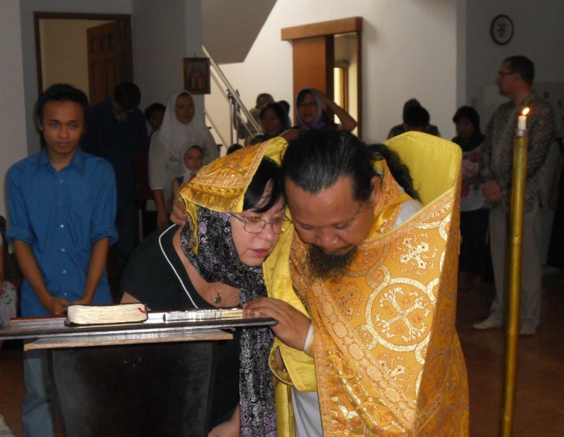 Исповедь в Джакарте, Индонезия. Иеромонах Иоасаф (Тандибиланг)