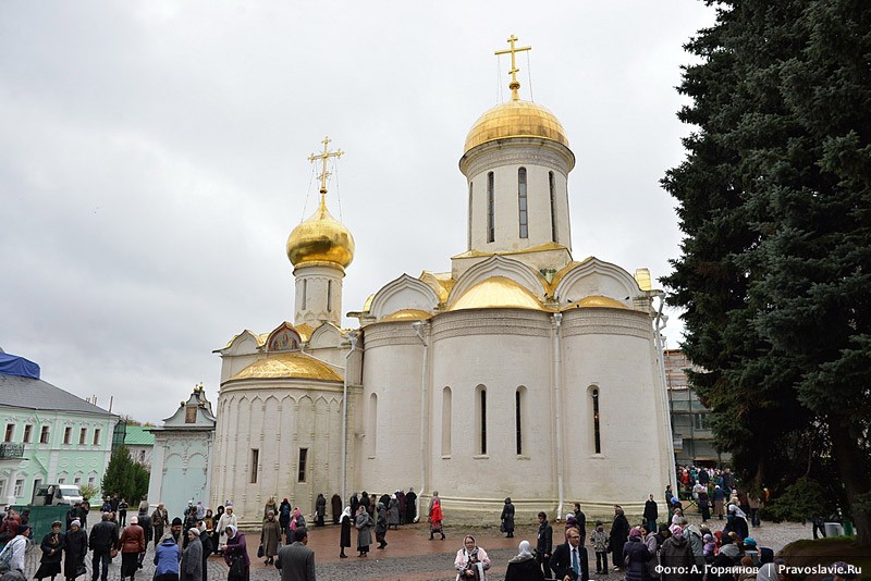 Анатолий Горяинов. Птенцы и паломники гнезда Сергиева.  Фото: Анатолий Горяинов / Православие.Ru