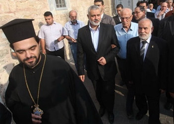Ismail Haniyeh with Christians