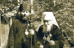 Митрополит Мануил (Лемешевский) и митрополит Иоанн (Снычев)