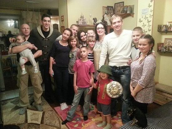 Оксана Михайловна Гарнаева с семьей