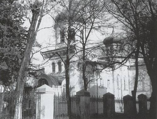Храм во имя святого благоверного князя Александра Невского.