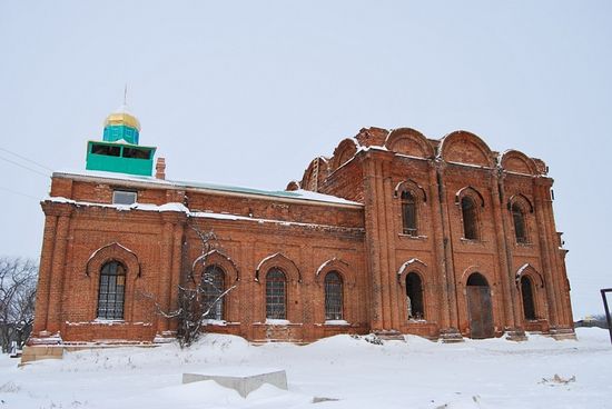 Храм в Хромцово, заложен в 1842 году.