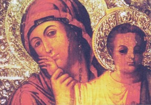 Икона Богородицы Парамифия (Утешение). Копия чудотворной иконы, хранящаяся в монастыре Ватопед. Эта икона находилась в келье старца Амвросия и была его любимой иконой.