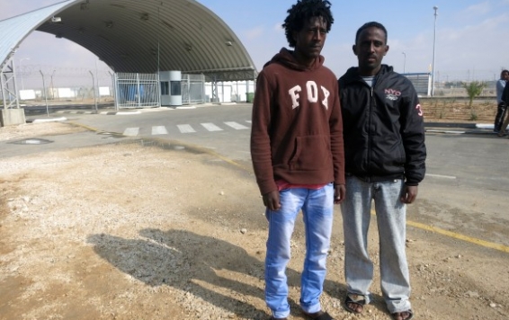 Holot prisoners Daniel Angosom, 21, and Filmon Mengstab, 27, were tortured by Bedouin kidnappers in the Sinai Desert before being picked up by Israeli soldiers along the border fence. The Israel Prison Service has held them in captivity for over a year now.