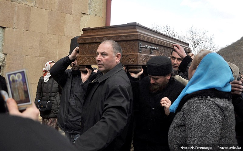 Новая рака для мощей препп. Иоанна и Георгия. Фото: Фридон Гегешидзе / Православие.Ru