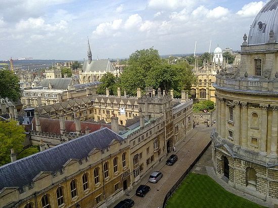 Колледж Брейзноуз в Оксфорде - вид с часовни св. Марии