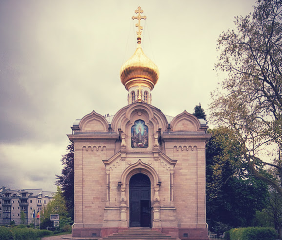 В Баден-Бадене пытались поджечь русскую церковь 171125.b