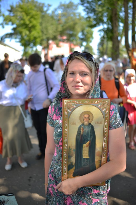Крестный ход в честь 700-летия преп. Сергия.  Фото: А. Горяинов / Православие.Ru