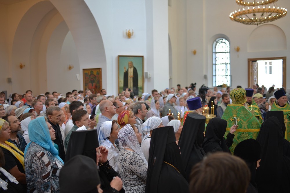 Крестный ход в честь 700-летия преп. Сергия.  Фото: А. Горяинов / Православие.Ru