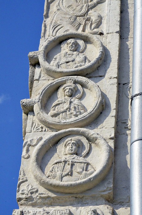 Белокаменная резьба